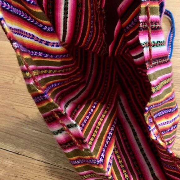 Guatemalan Beach Laundry Drawstring Backpack Handmade Wool Blend Handbag - Picture 6 of 6